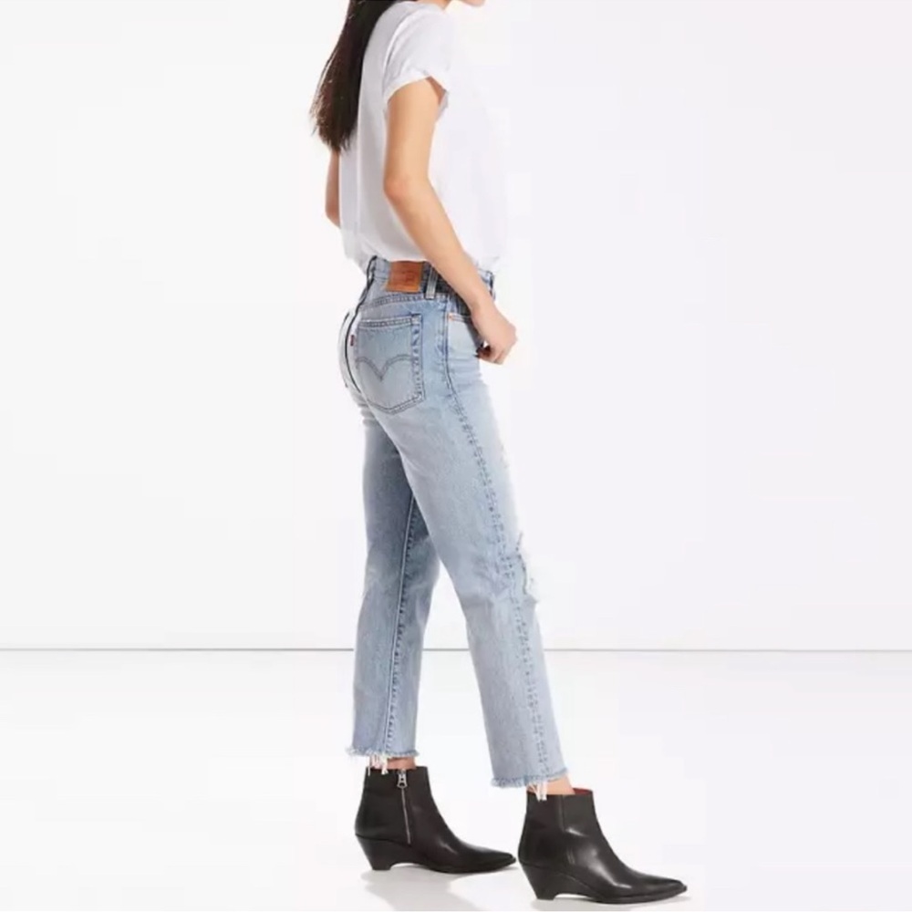 Levi’s Wedgie straight lost inside